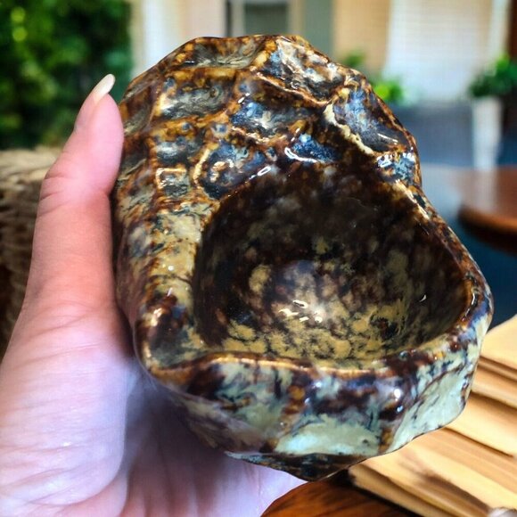 Ceramic Glazed Conch Seashell Planter Ashtray - Picture 5 of 8